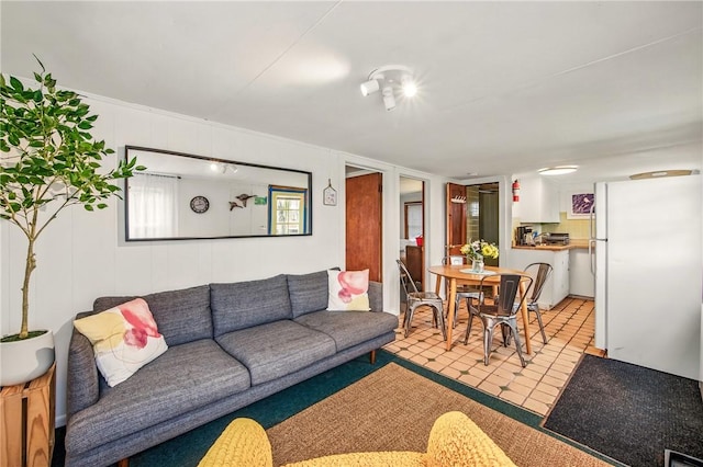 875 Hillside Rd, Jamestown Cra, PA 16134 - view of living room
