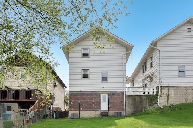 715-717 Hiland Ave, Coraopolis, PA 15108 - back of property with a lawn and cooling unit