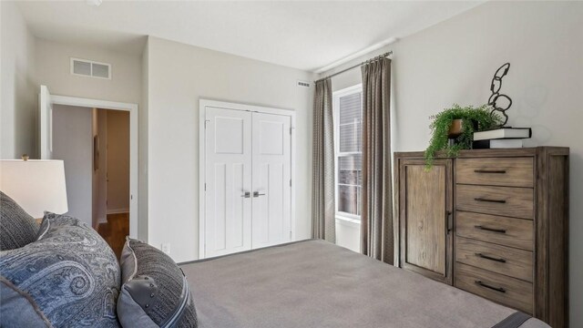 410 Barons Ct, Peters Twp, PA 15367 - bedroom featuring a closet and carpet floors