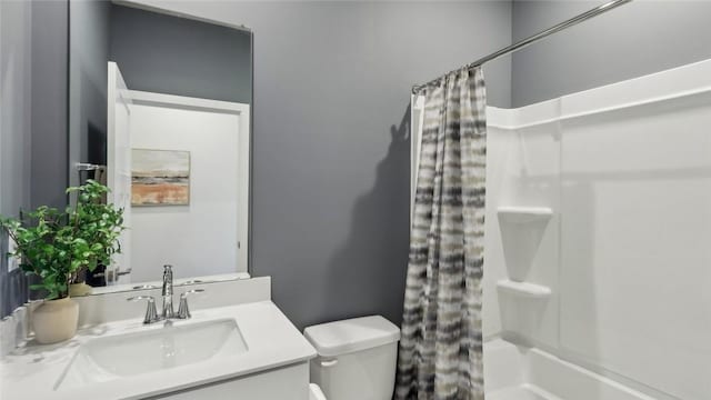 410 Barons Ct, Peters Twp, PA 15367 - bathroom featuring shower / bath combo with shower curtain, toilet, and vanity