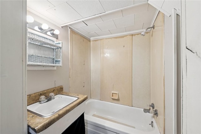 410 Butz St, New Castle/3Rd, PA 16101 - full bath featuring vanity and  shower combination
