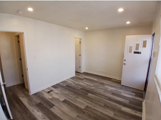 2318 Salisbury St, South Side, PA 15210 - unfurnished room with dark wood-style flooring, baseboards, and recessed lighting
