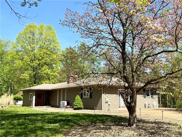 334 Leeper Rd, Rostraver, PA 15012 - photo 2