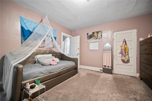 206 7th St, Oakmont, PA 15139 - bedroom with carpet floors and baseboards