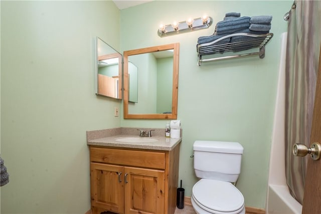 2805 Swiss Mountain Dr, Seven Springs Resort, PA 15622 - bathroom featuring vanity and toilet