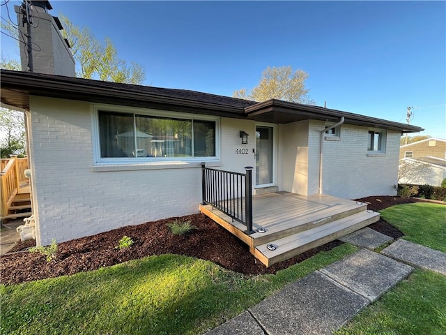 4402 Gateway Dr, Monroeville, PA 15146 - single story home featuring a chimney and brick siding