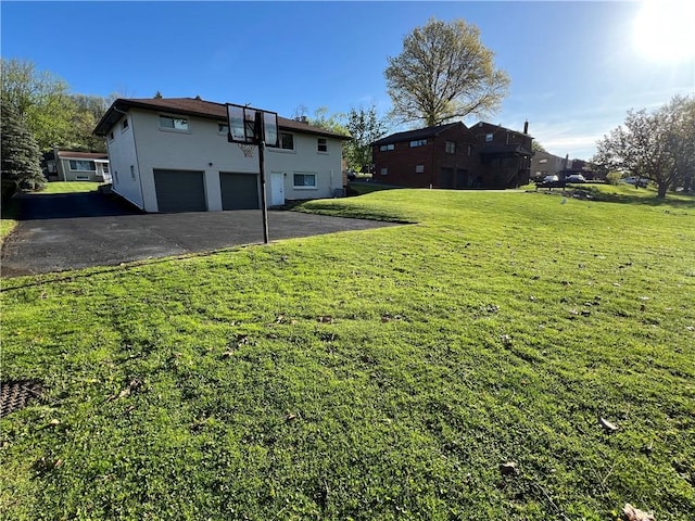 4402 Gateway Dr, Monroeville, PA 15146 - view of yard with an attached garage and driveway