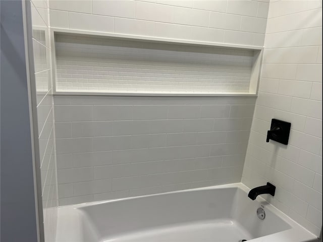 4402 Gateway Dr, Monroeville, PA 15146 - full bathroom featuring shower / bath combination