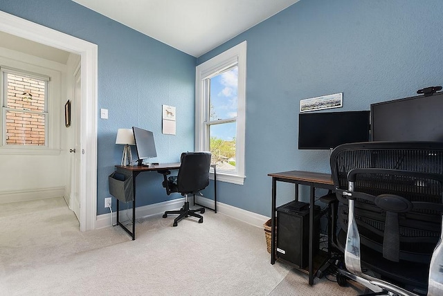 961 Deely St, Greenfield, PA 15217 - carpeted office space featuring baseboards