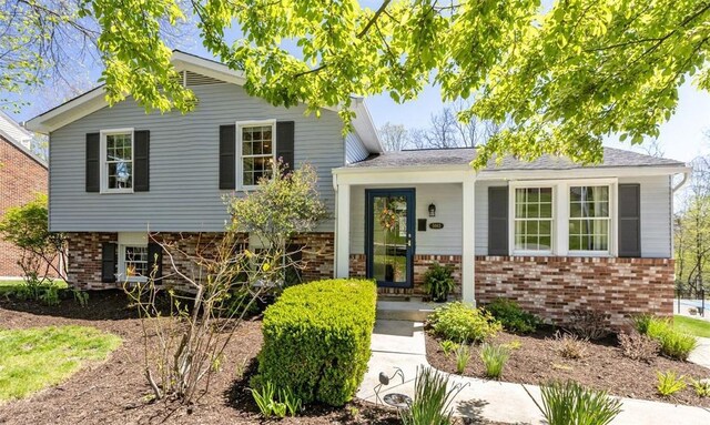 5983 Daleview Dr, Bethel Park, PA 15102 - tri-level home with covered porch and brick siding