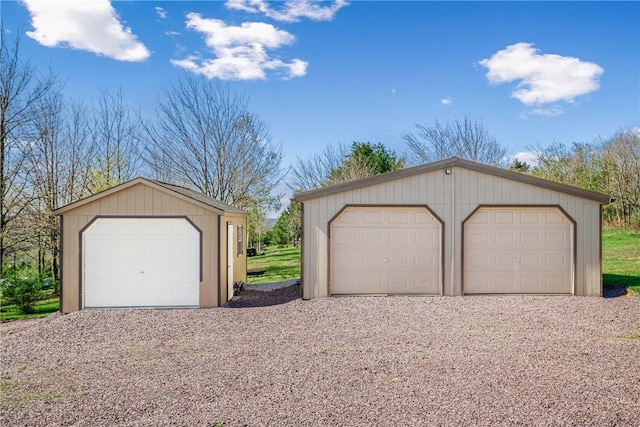 view of detached garage