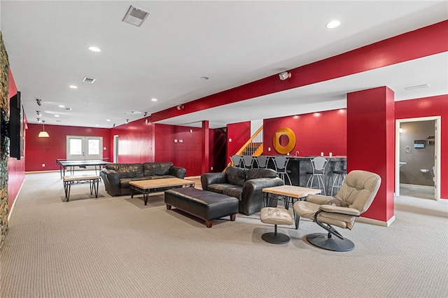 127 Bridle Trl, Peters Twp, PA 15367 - living area with carpet, recessed lighting, baseboards, visible vents, and a bar