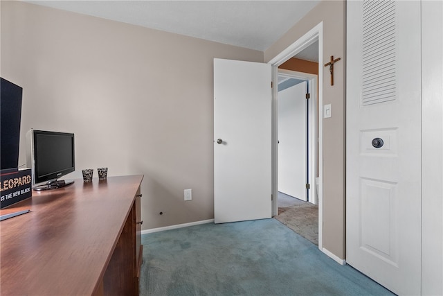 948 Broglie Dr, South Park, PA 15236 - unfurnished office featuring carpet flooring and baseboards