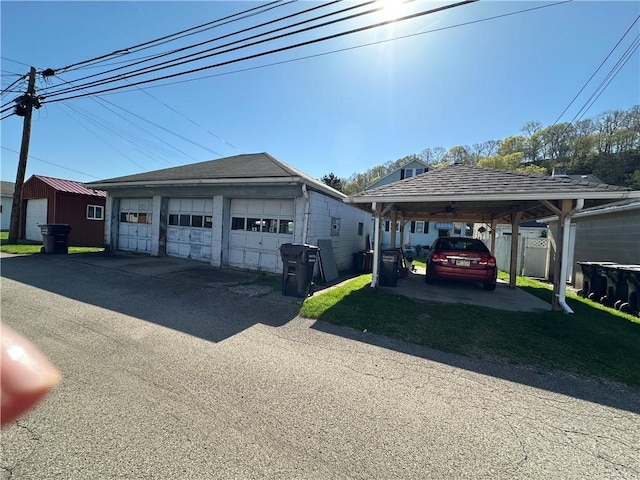 407-409 4th Ave, Ford City Boro, PA 16226 - garage featuring a garage