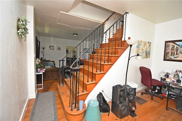 407-409 4th Ave, Ford City Boro, PA 16226 - stairway with baseboards and wood finished floors