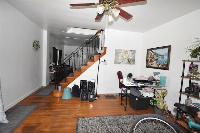 407-409 4th Ave, Ford City Boro, PA 16226 - interior space featuring baseboards, ceiling fan, and wood finished floors