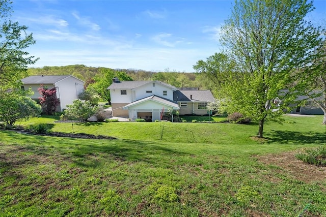 638 Morningstar Dr, Franklin Twp, PA 16117 - view of yard