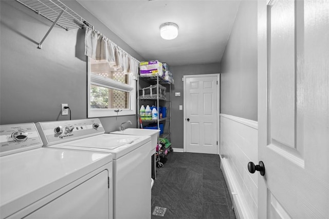 638 Morningstar Dr, Franklin Twp, PA 16117 - laundry room featuring laundry area and washer and dryer