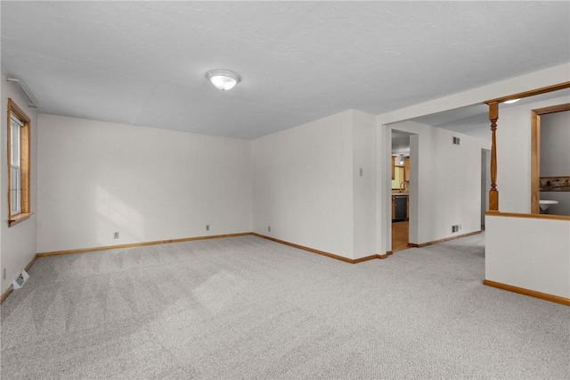 2425 Park Ave, South Franklin, PA 15301 - carpeted empty room featuring baseboards and visible vents