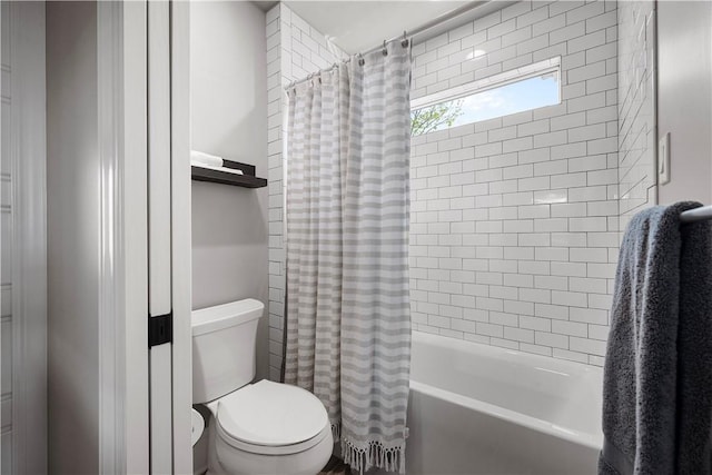 131 Woodford Dr, Adams Twp, PA 16033 - bathroom with shower / tub combo and toilet