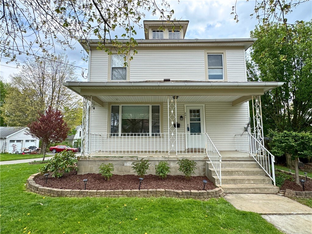 601 Tidball Ave, Grove City Boro, PA 16127 - photo 1