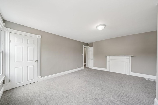 544 4th Ave, New Kensington, PA 15068 - empty room featuring carpet floors and baseboards