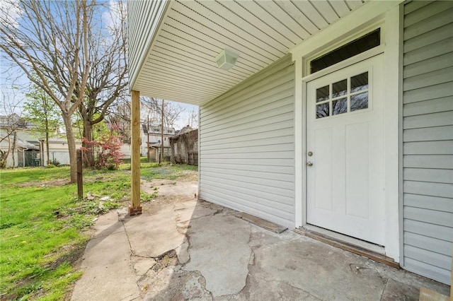 544 4th Ave, New Kensington, PA 15068 - doorway to property featuring a yard, fence, and a patio area