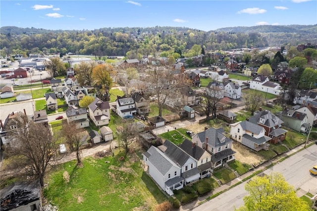544 4th Ave, New Kensington, PA 15068 - birds eye view of property featuring a residential view