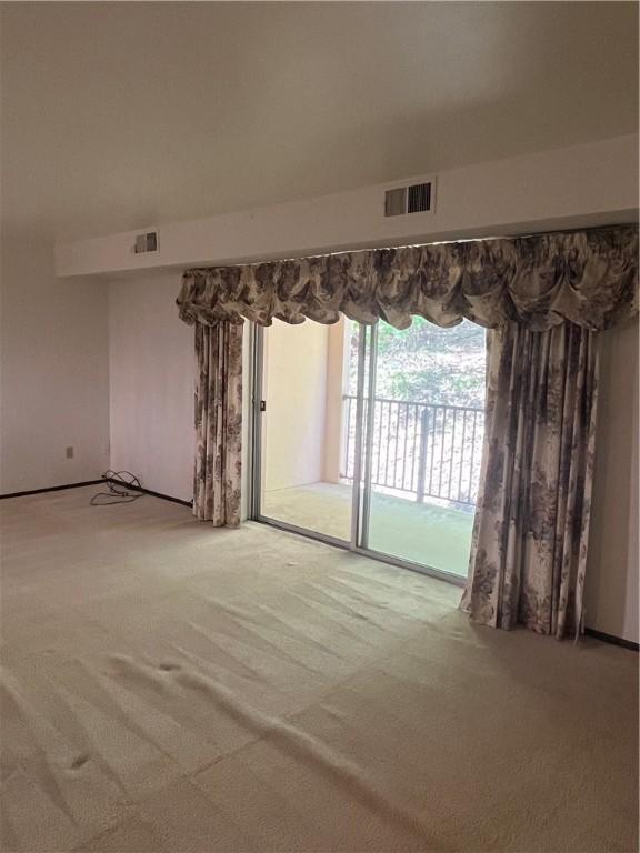 555 Sloop Rd Unit 20, Mccandless, PA 15237 - carpeted empty room with visible vents