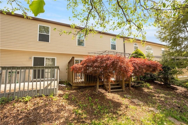 1470 Yorktown Dr, Cecil, PA 15055 - back of house featuring a deck