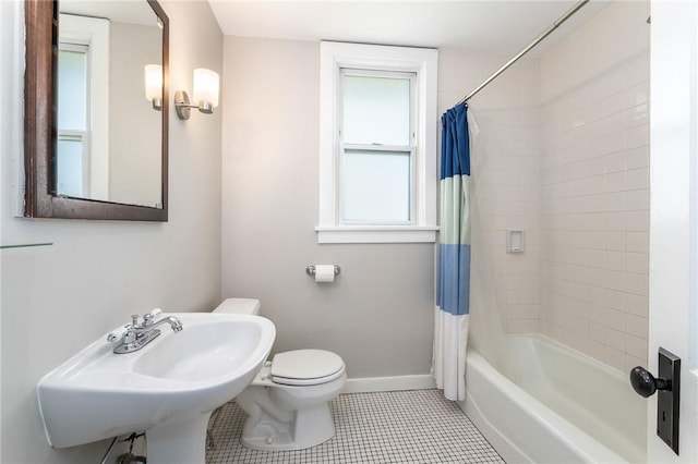4004 Windsor St, Greenfield, PA 15217 - bathroom featuring tile patterned flooring, shower / tub combo, a sink, baseboards, and toilet