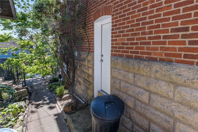4004 Windsor St, Greenfield, PA 15217 - exterior details featuring brick siding