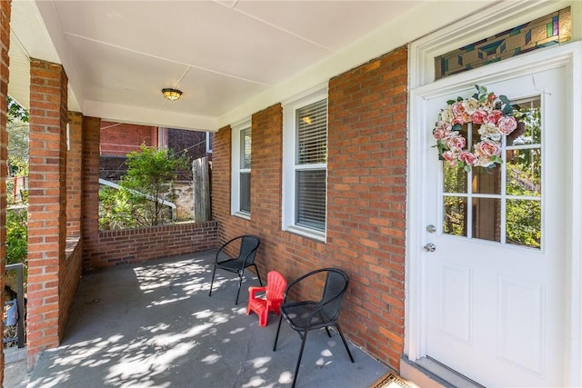 4004 Windsor St, Greenfield, PA 15217 - view of patio featuring a porch