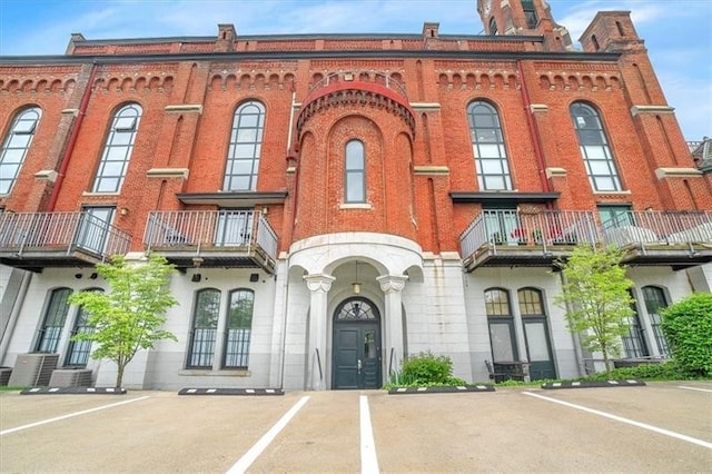 1 Pius St Unit B1, South Side, PA 15203 - view of building exterior with uncovered parking