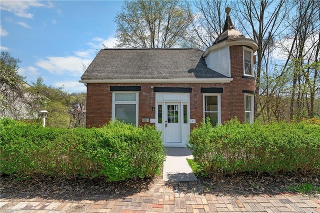 205 Berkley Ave, Forest Hills Boro, PA 15221 - view of front of house featuring roof with shingles and brick siding