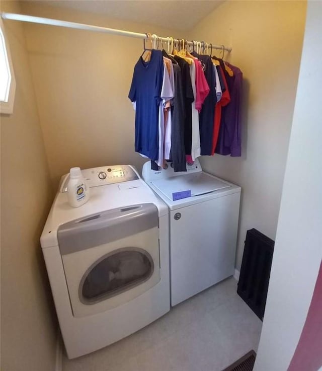 116 Antler Hollow Ct, Cranberry Twp, PA 16066 - laundry area with washing machine and dryer