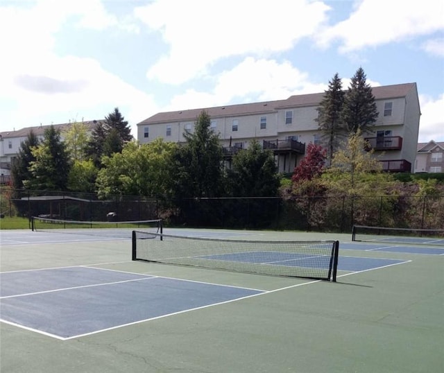 116 Antler Hollow Ct, Cranberry Twp, PA 16066 - view of tennis court featuring community basketball court