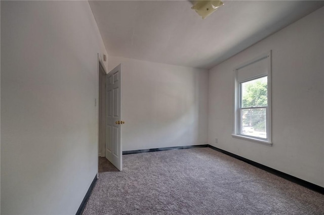 616 Evans Ave, Mckeesport, PA 15132 - carpeted empty room featuring baseboards
