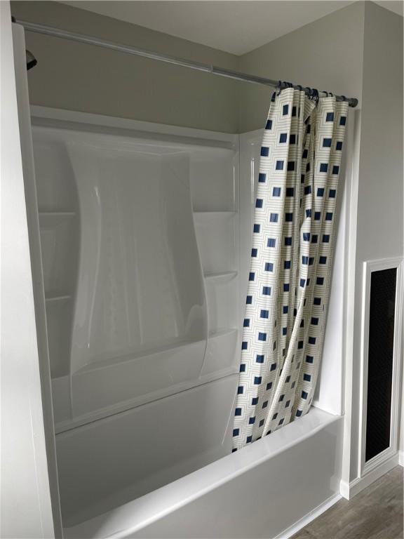280 Spruce, Sharon, PA 16146 - full bath with wood finished floors and shower / tub combo