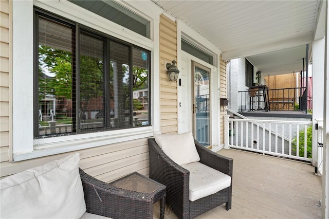 view of patio / terrace with covered porch