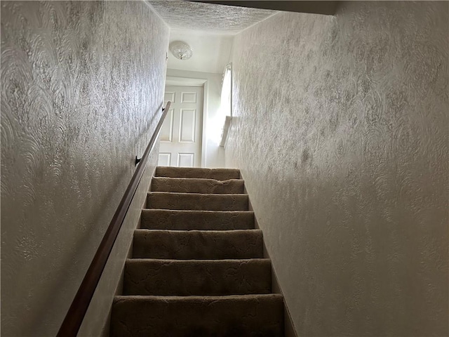 460 E Prospect Ave, City Of Washington, PA 15301 - stairs featuring a textured wall
