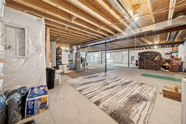 406 Spruce Ln, Chartiers, PA 15342 - unfinished below grade area featuring water heater