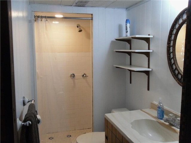 419 Streets Run Rd, Whitehall, PA 15236 - full bath with vanity, a tile shower, and toilet