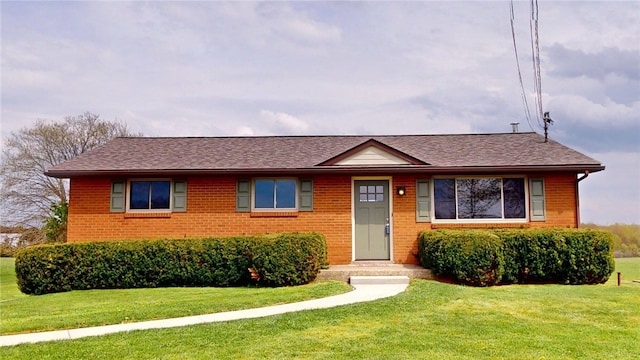 209 S Benbrook, Center Twp But, PA 16001 - ranch-style home with roof with shingles, a front lawn, and brick siding