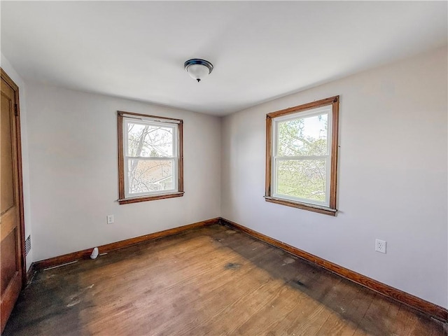 2103 Oriole Dr, Hopewell Twp Bea, PA 15001 - unfurnished room with baseboards and wood finished floors