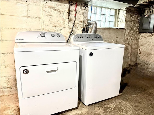 1214 Chislett St, Morningside, PA 15206 - clothes washing area featuring laundry area, washing machine and dryer, and electric panel