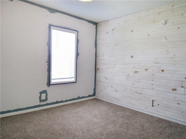 776 W Vine St, Mount Pleasant Boro, PA 15666 - empty room with carpet floors and baseboards