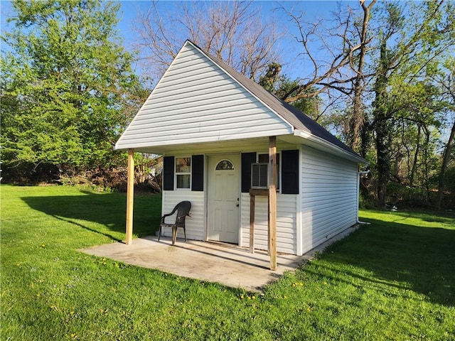 828 Butler Ave, New Castle/4Th, PA 16101 - view of outdoor structure with an outdoor structure