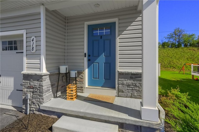 418 Fosse Ct, Lancaster Twp, PA 16037 - entrance to property featuring stone siding