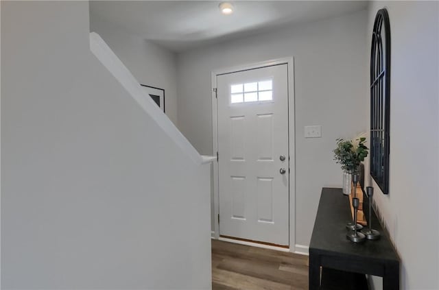 418 Fosse Ct, Lancaster Twp, PA 16037 - entryway featuring wood finished floors and stairs